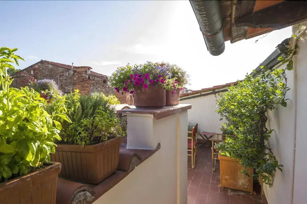 Ottavia by Vacation in Lucca