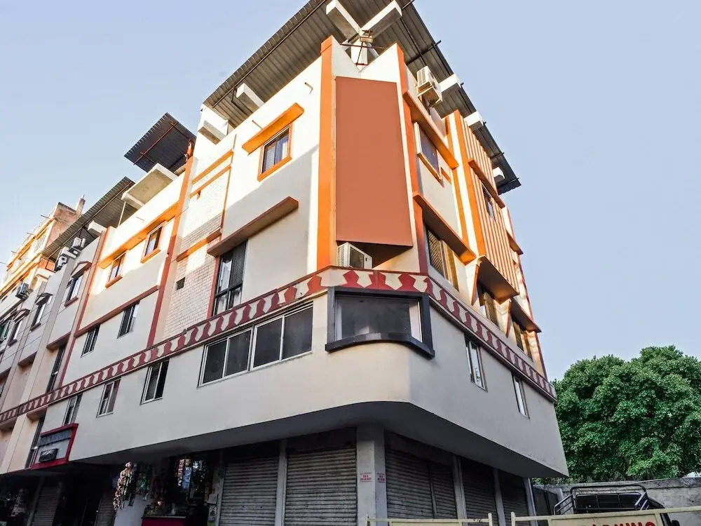 Tak International Hotel