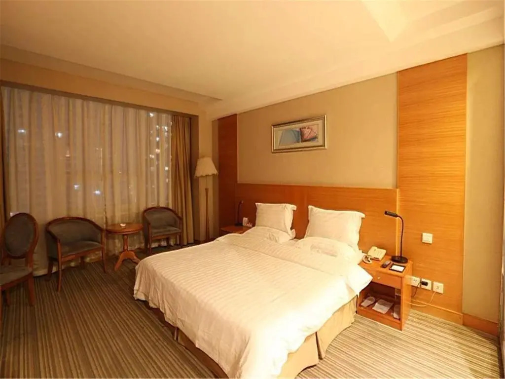 Dalian Bolt Hotel