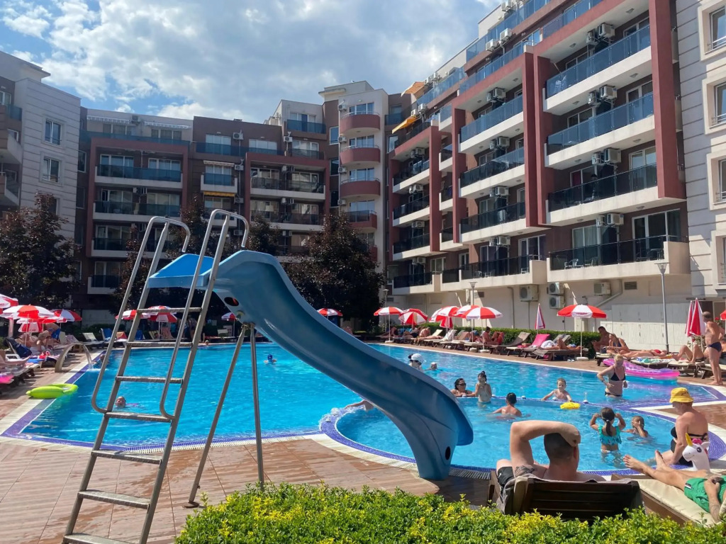 One Bedroom Apartment Admiral Plaza C 45
