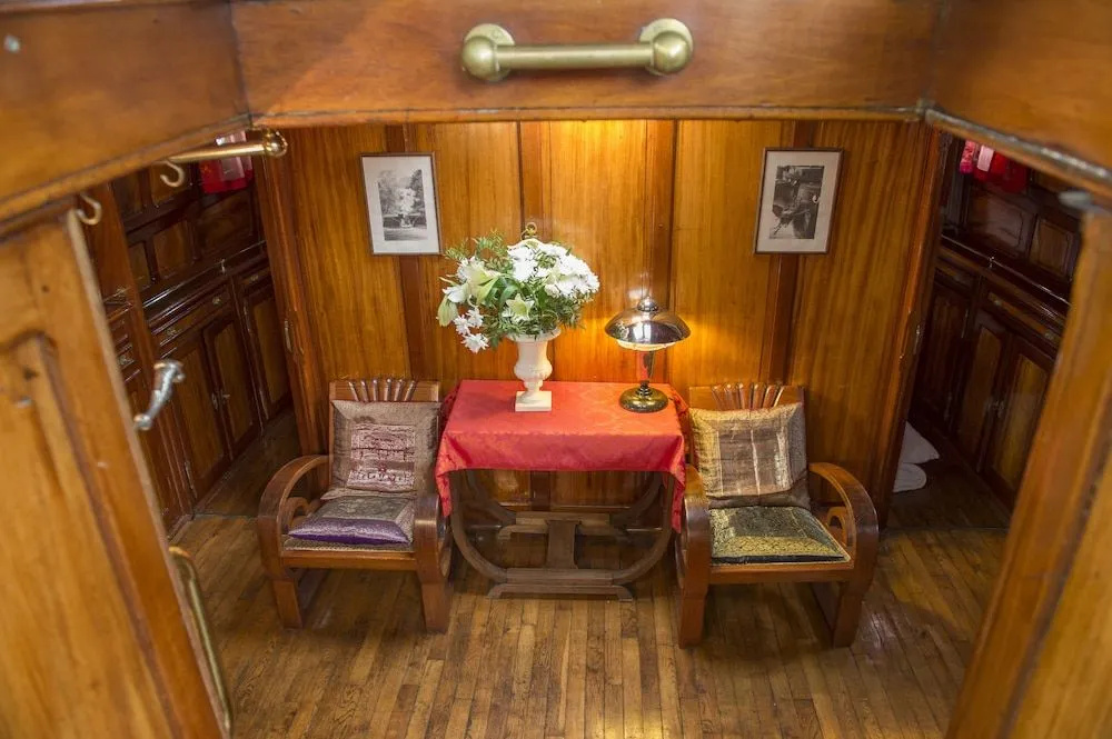 Barge Tango