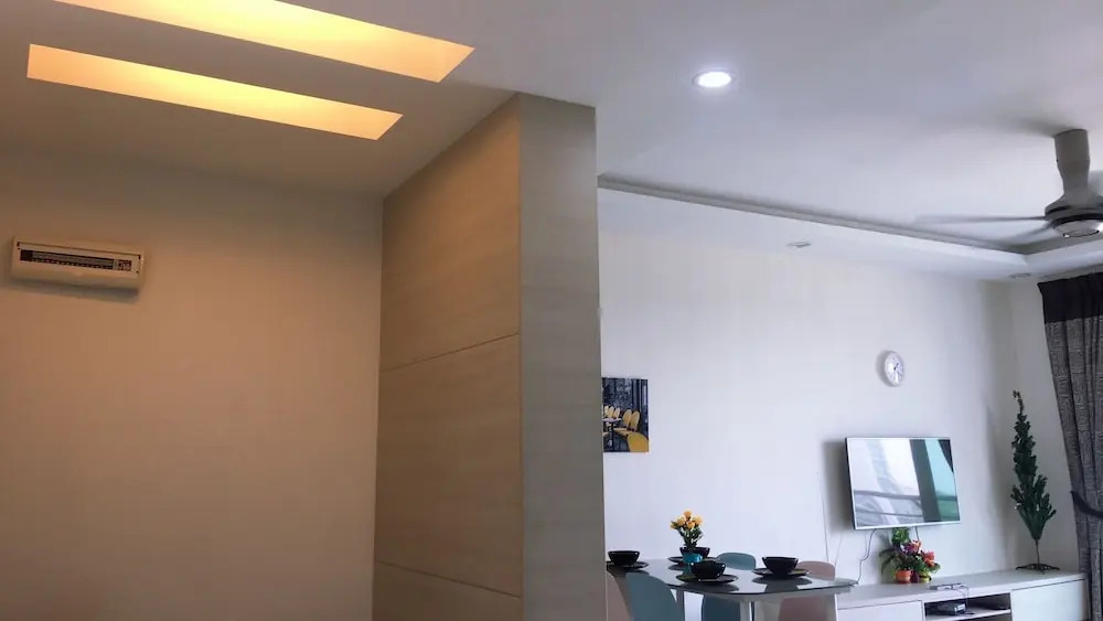 One South Garden Apartment