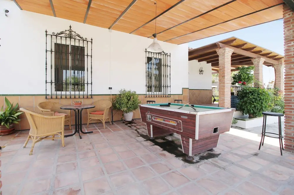 1097 Villa Jomada