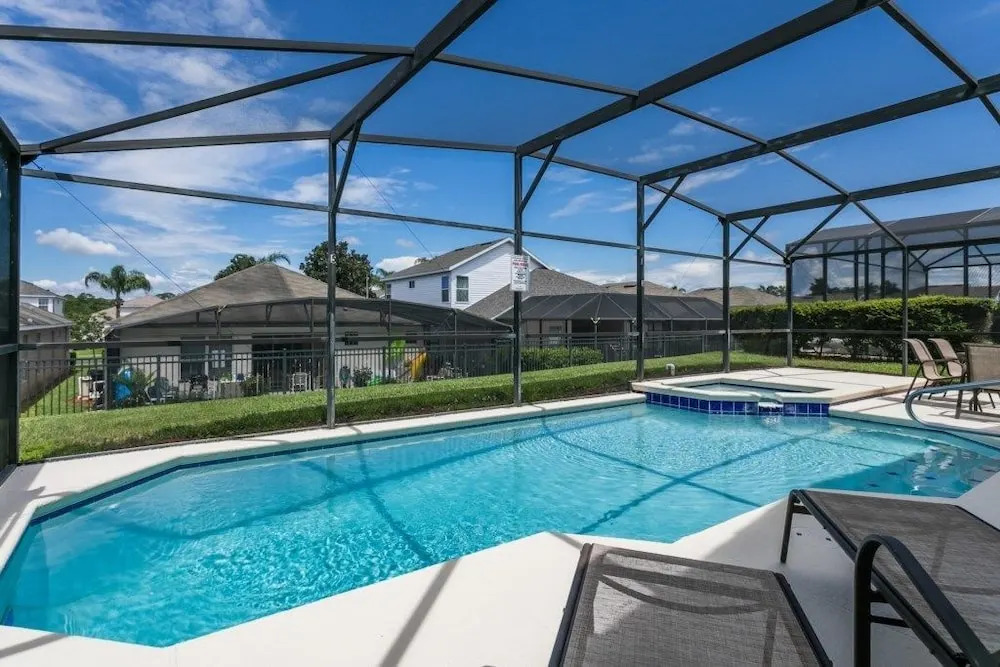 4 bed Single Level Home in Windsor Palms Sleeps 8