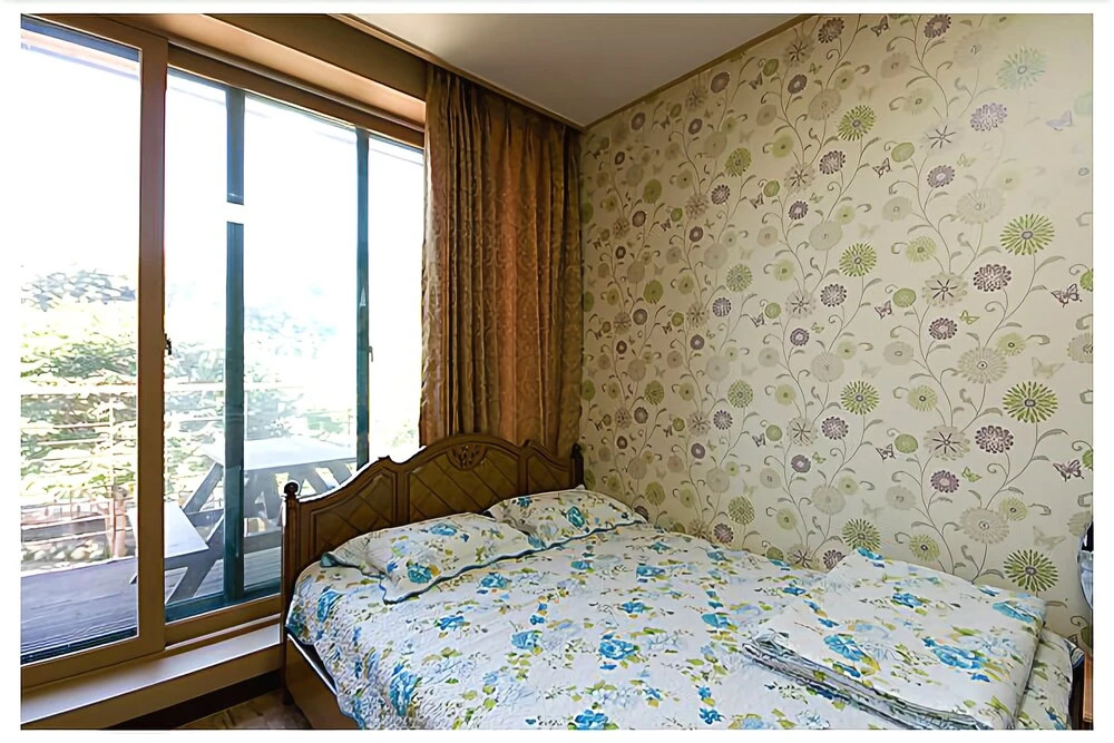Hongchen Haeri House Pension