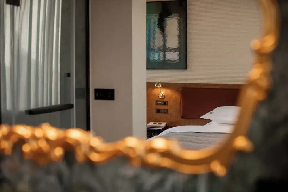 Sixi Golden Sunrise Sound Sleep Hotel
