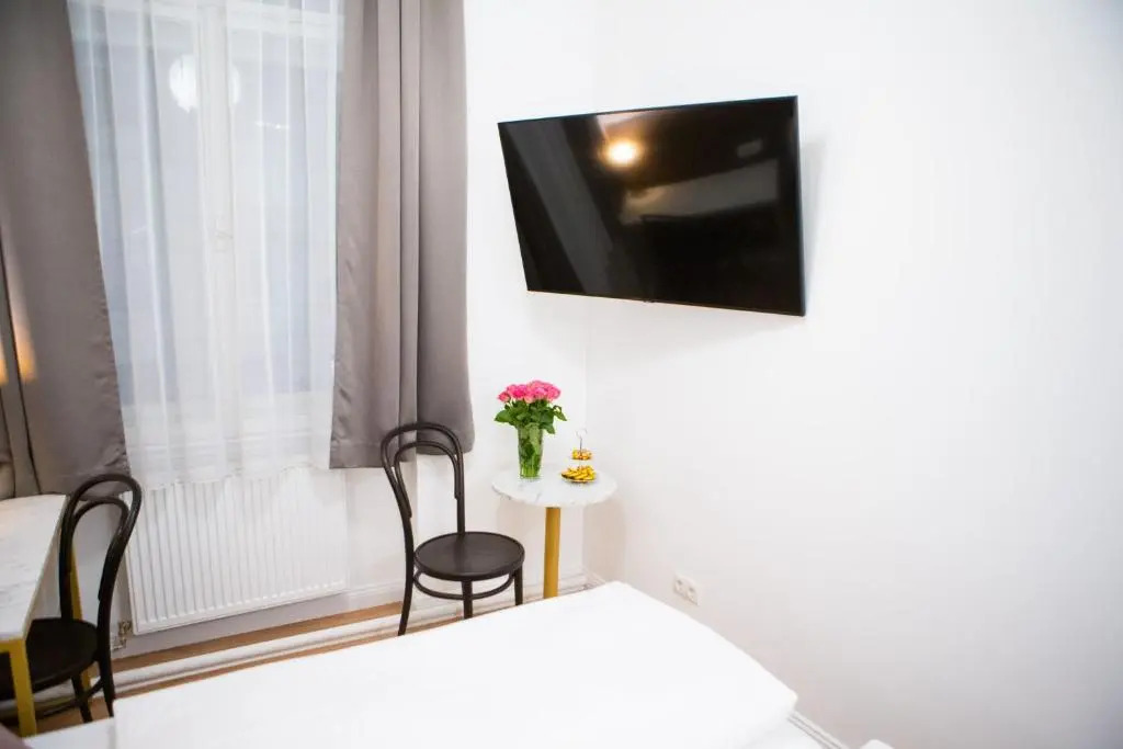 Private CENTRAL Vienna I Self Check In I AC in all rooms