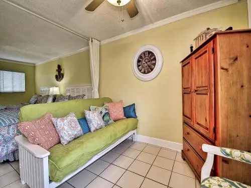 Bayside Condos 18