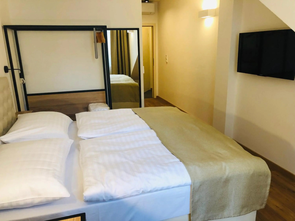 Hotel Garden Court