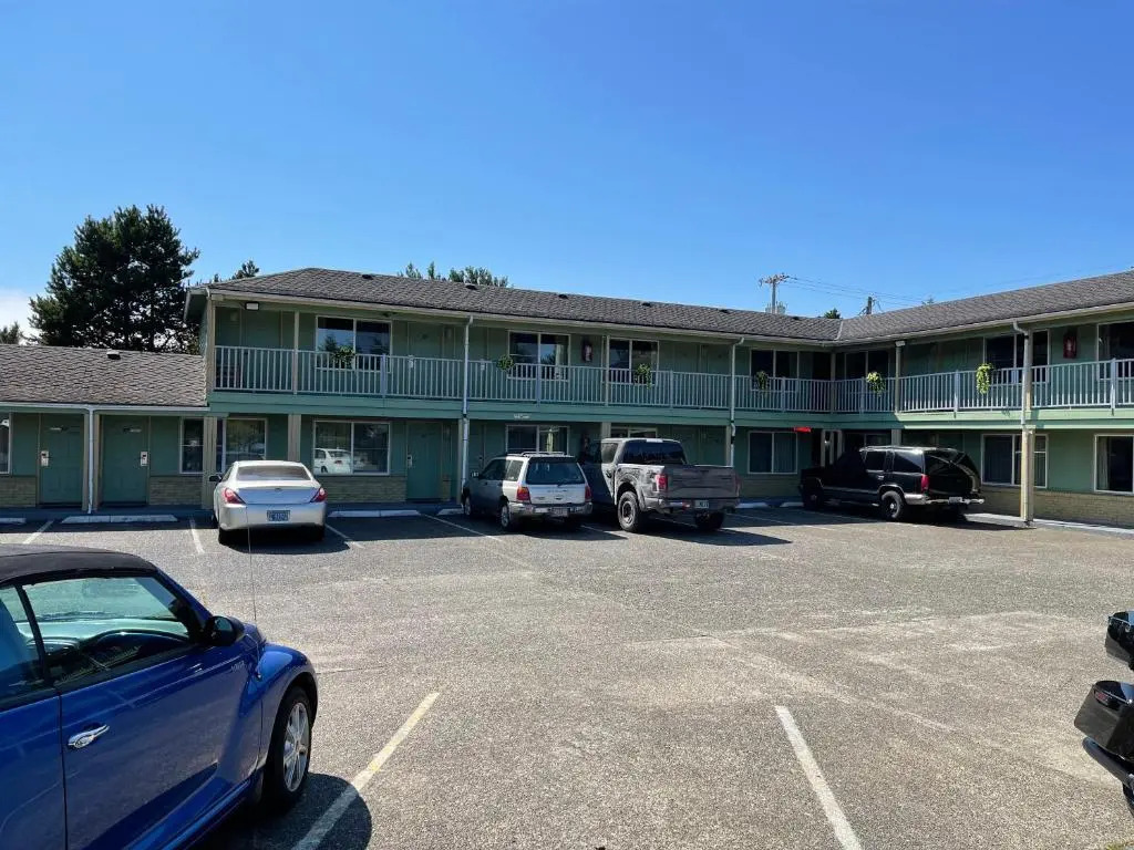 Villa West Motel
