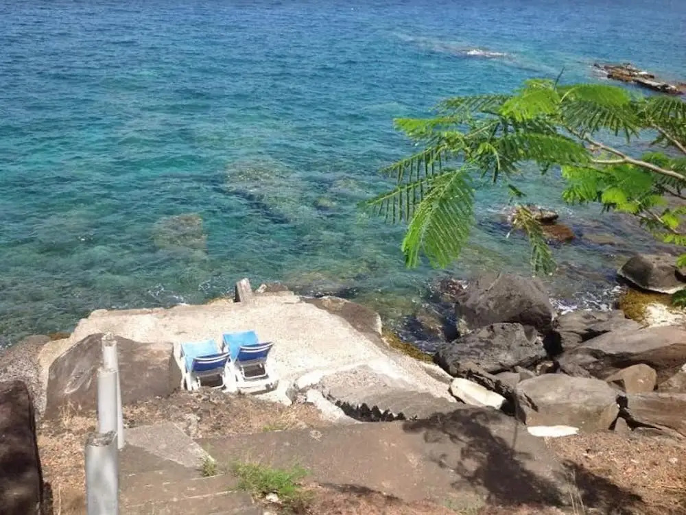Bungalow with 2 Bedrooms in Bouillante, with Wonderful Sea View, Shared Pool, Enclosed Garden - 70 M From the Beach
