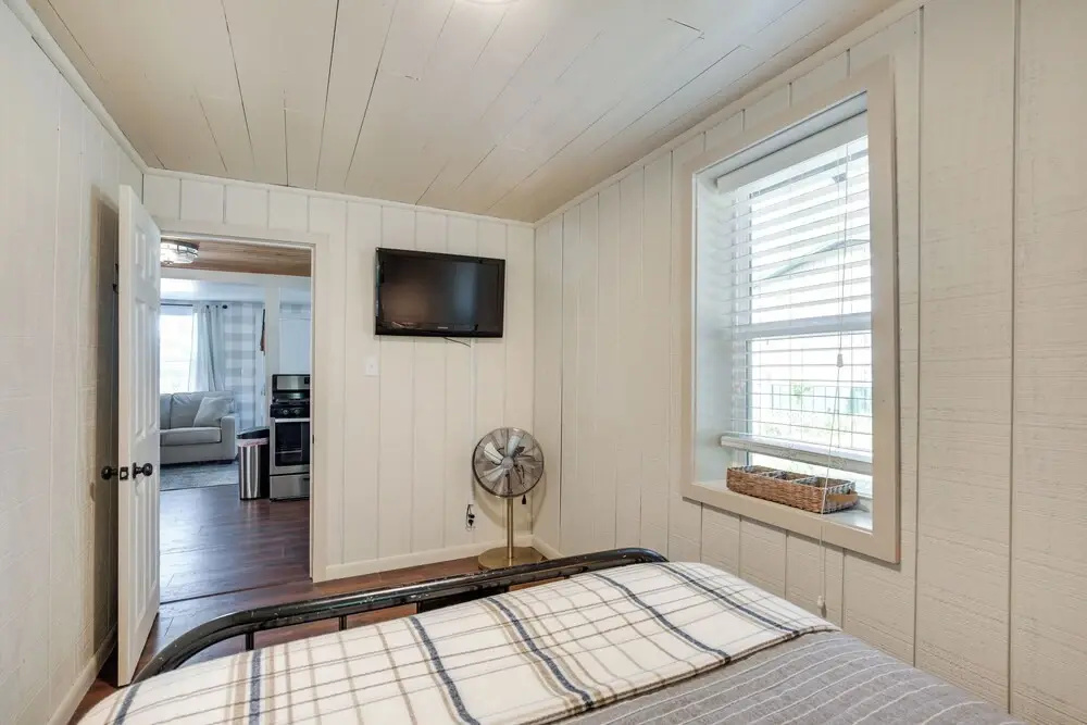 Eagle River Retreat Near Dam Lake w/ Boat Dock!