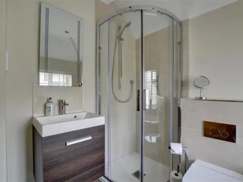 Holiday Home Pasain bury
