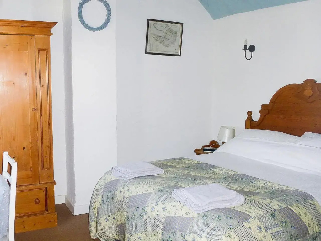 Hollies Cottage