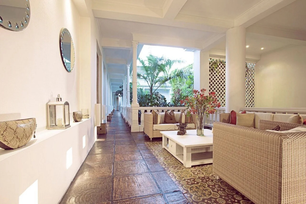 Casa Belle Boutique Hotel