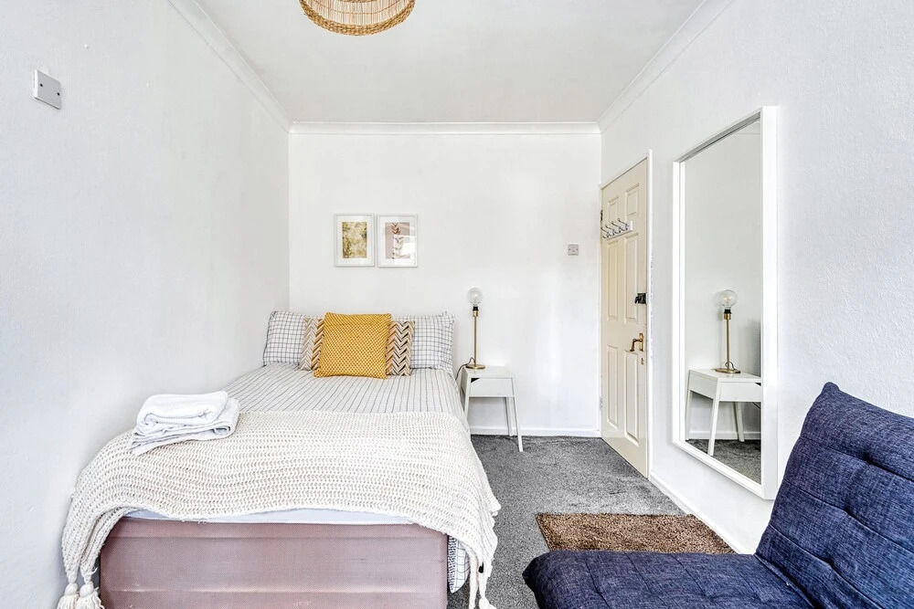 Spacious 3 Bedroom Garden House