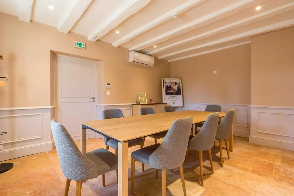 ibis Styles Dijon Sud Domaine De Beauregard