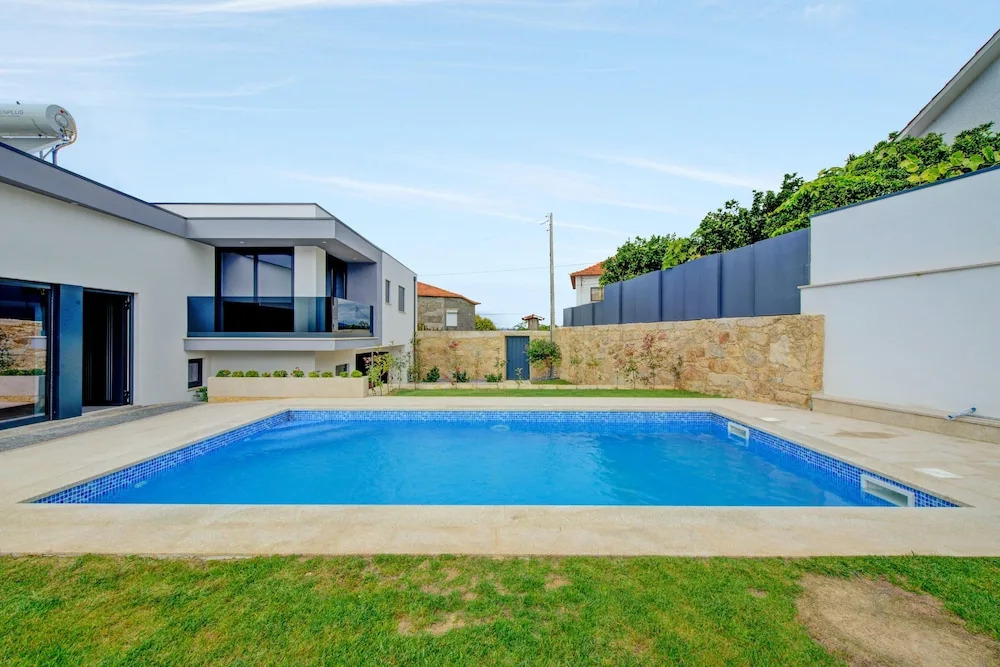 Villa with 3 Bedrooms in Esposende, with Wonderful Mountain View, Private Pool, Enclosed Garden
