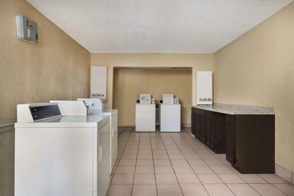 Knights Inn College Station