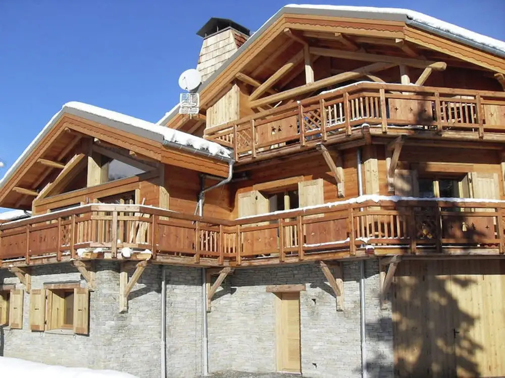 Alpien Chalet w/ Sauna