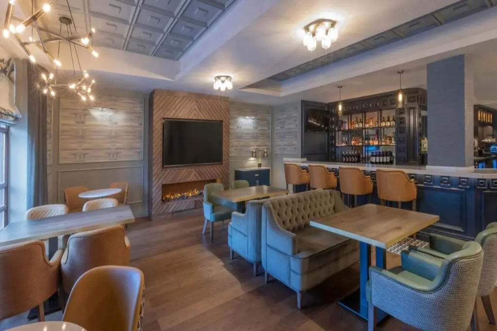 Bracken Court Hotel