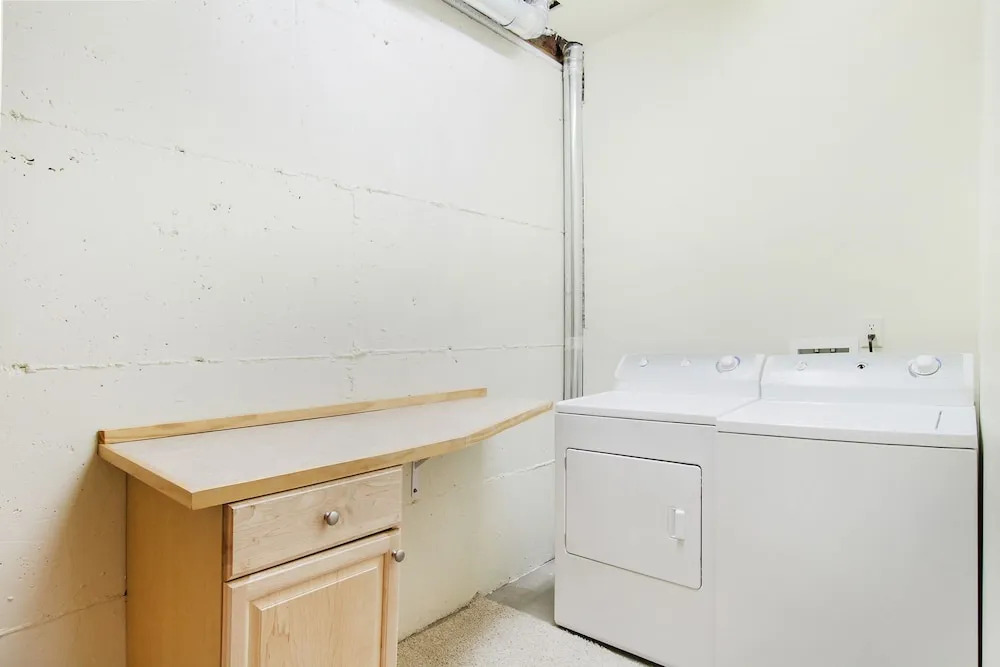 Comanche Peak 39 2 Bedroom Condo by RedAwning