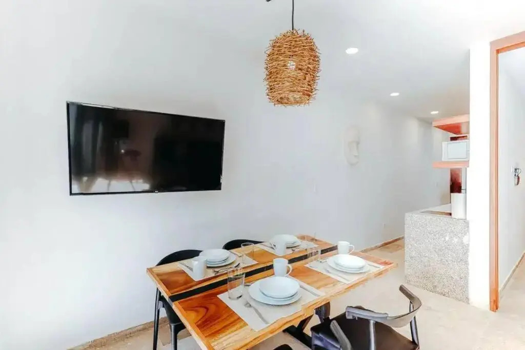 103 Amena Stylish 1BR APT 5min to the BEACH (GYM)