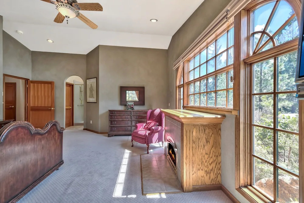 2252 Chiapa Dr Home