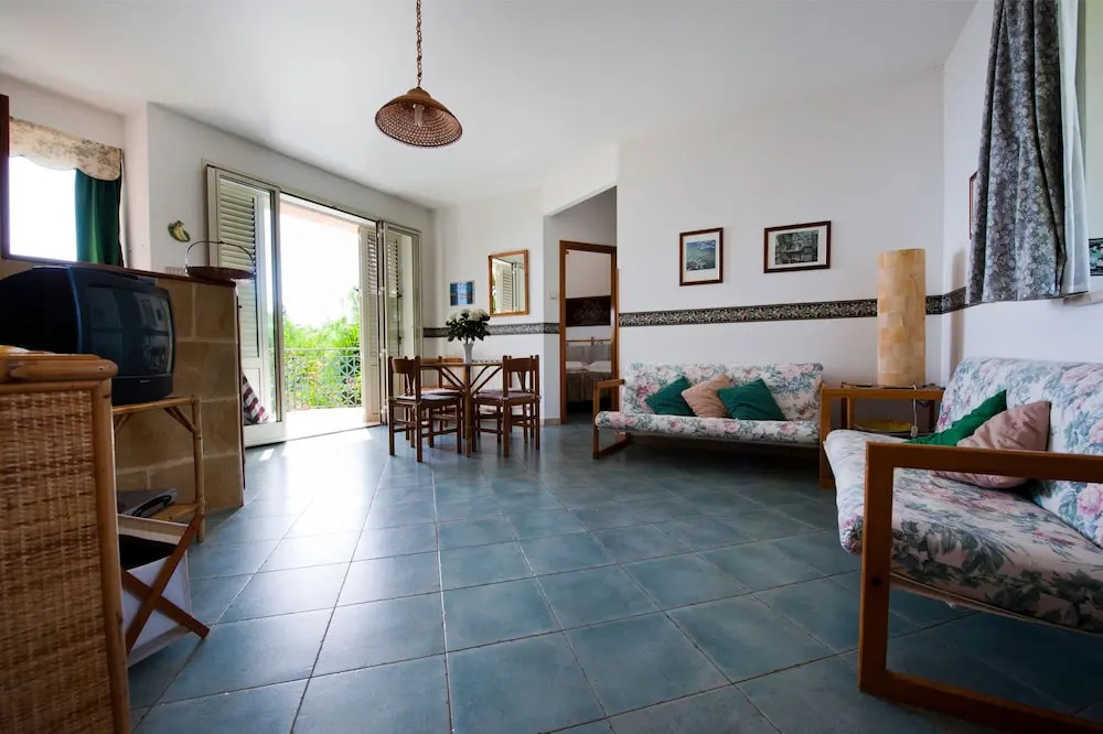 Park Residence Cicladi - Traditional Sicilian Hospitality