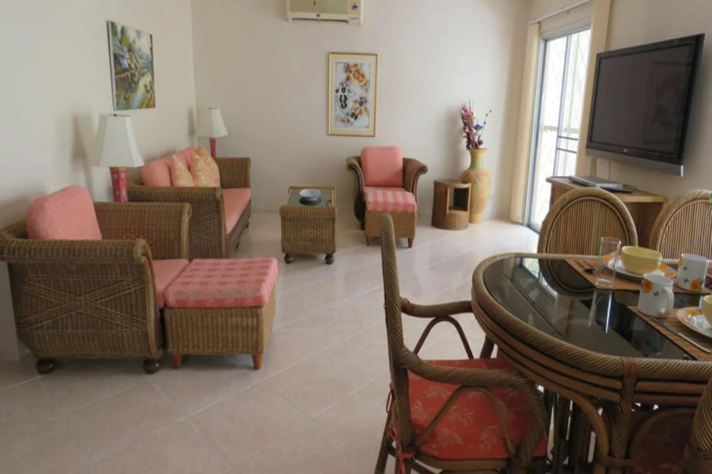 BUTTERFLY GARDEN BOUTIQUE RESIDENCE by Luxury View EX LG Apts and Villas, A Lifestyle Destination 1 to 3 bedroom units 110 to 190 sqmtr, 2 FULL Bathrooms, Rain shower, Complete kitchen, FREE Fast Fiber WIFI, 55" SMART TVs, 24-7 Staff, SPA BATH, FREE BBQ