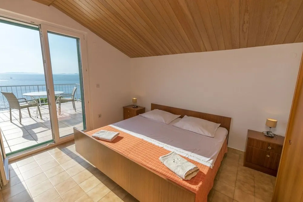 Jere Stipe Huljev apartmani