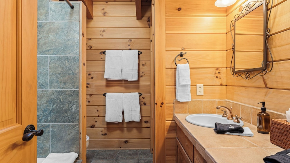 Forest Views, Hot Tub & Fireplace Minutes From Breckenridge Shangri-la Cabin by Avantstay