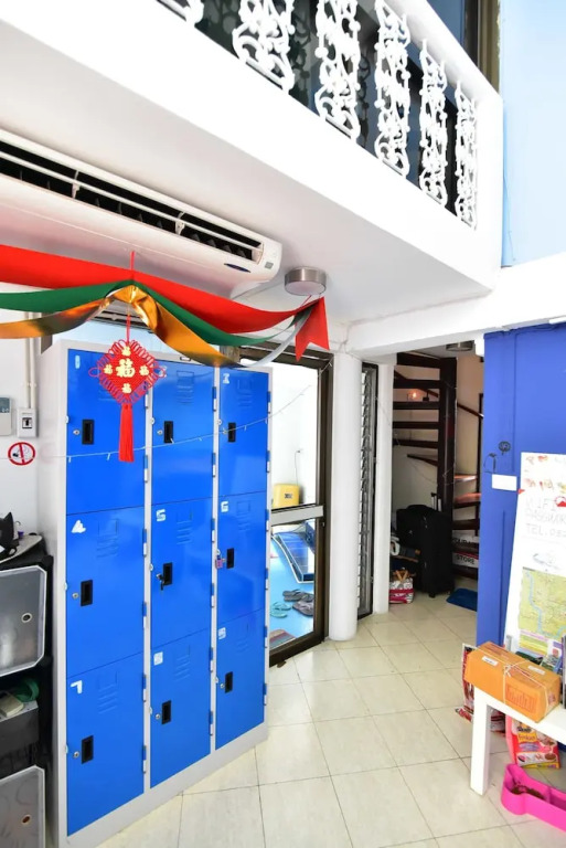 Lazy Blue House - Hostel