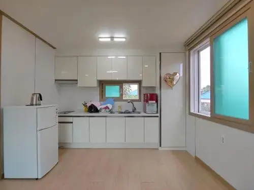 Jeju Oreum Pension