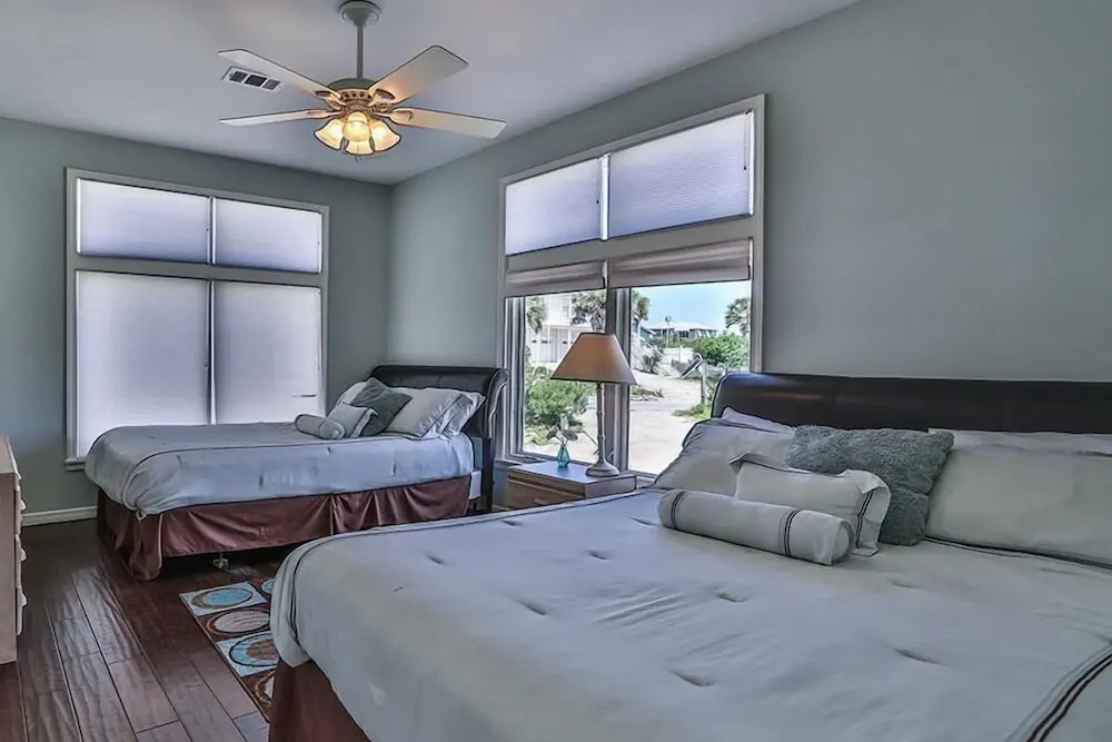 Storks Nest 6 Bedroom Holiday Home by Five Star Properties