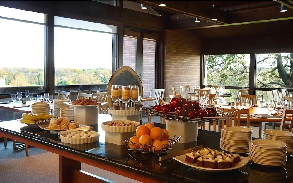 Chubb Hotel & Conference Center
