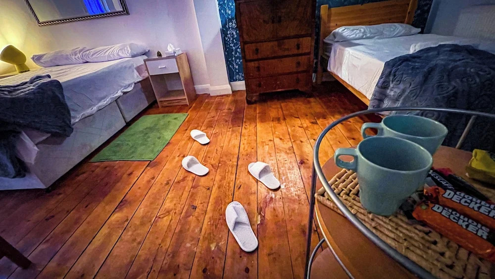 Lovely Flat Near Train Station and Central London