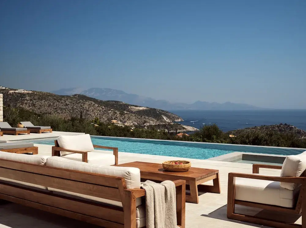 Design 3-bed Villa With Infinity Pool in Zakynthos