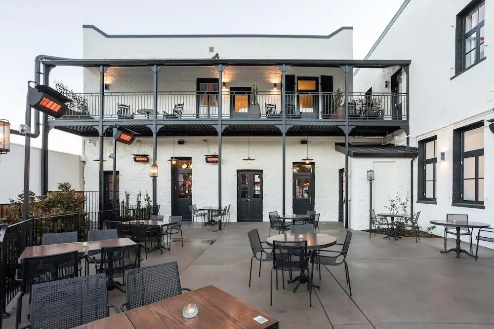 The Holbrooke Hotel