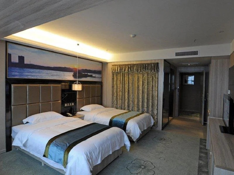 Orange Inn Wuyi Square
