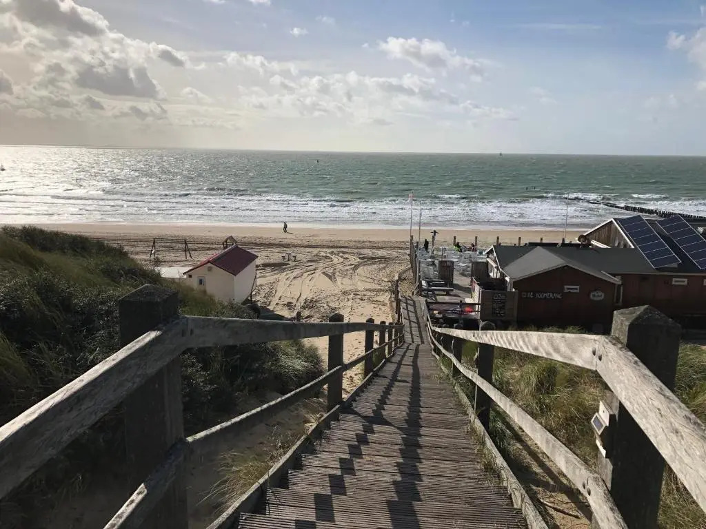 Holiday Home in Dishoek by the Beach