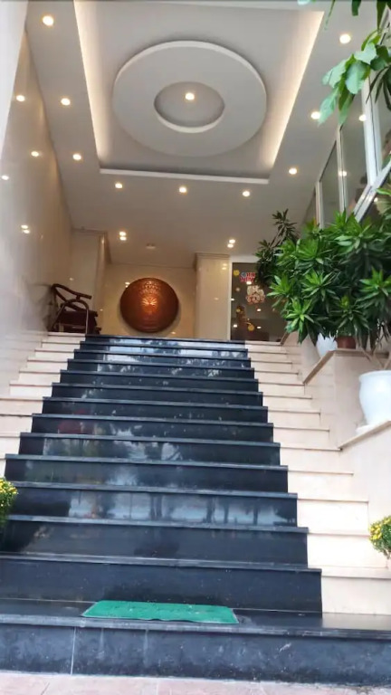 Nang Vang Hotel
