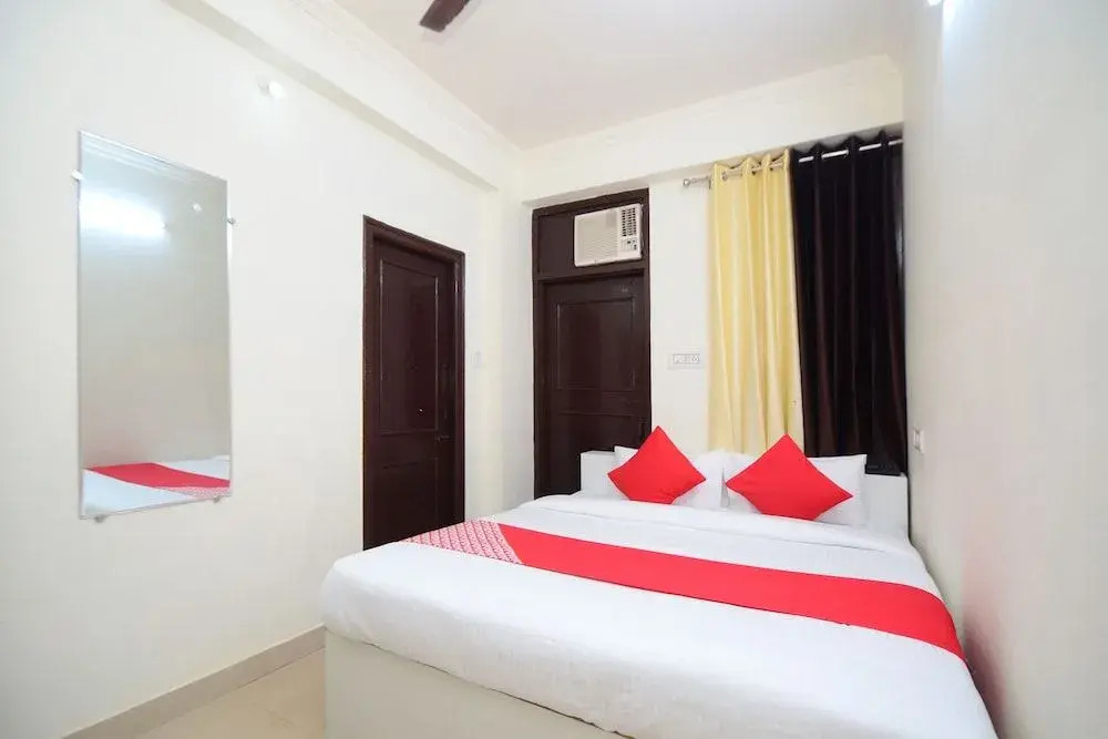 Oyo 28677 Hotel Jeevisha Inn