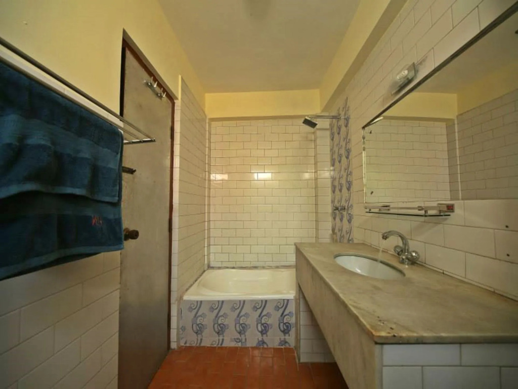 The Hotel Pleasure Home Inn