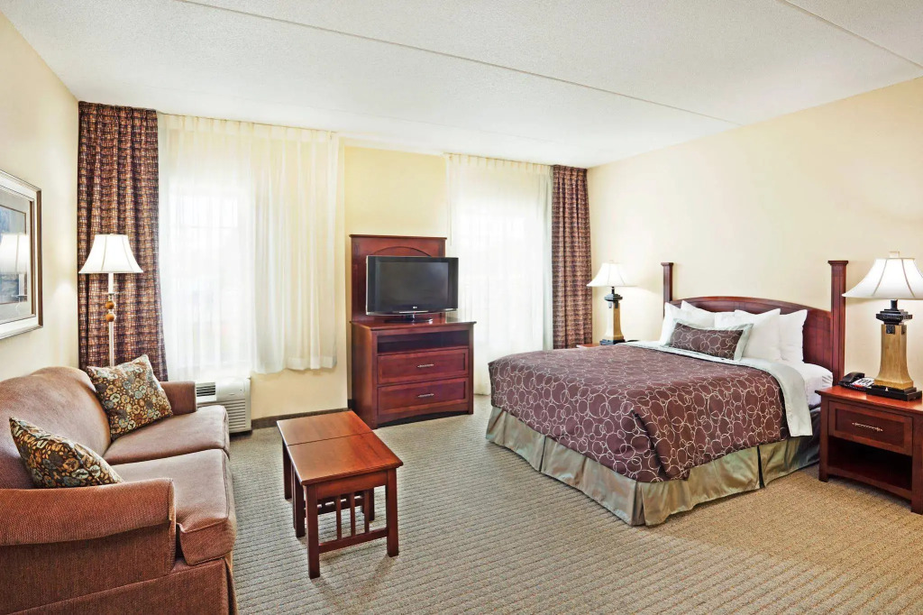 Staybridge Suites-Knoxville Oak Ridge by IHG