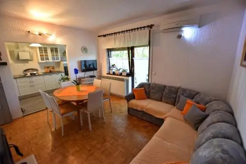 Apartments Frkovic