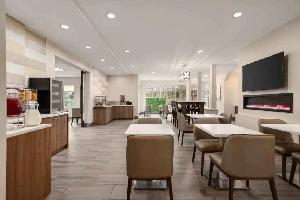 La Quinta Inn by Wyndham Vancouver Airport