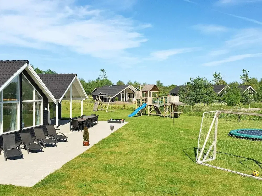 Pleasant Holiday Home in Vaggerlose near Sea