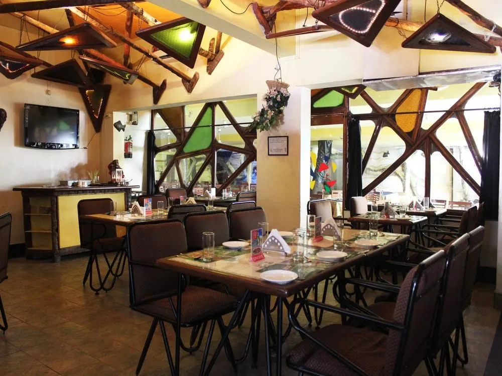 FabHotel Maharaja - Nr Vasco Da Gama Railway Station