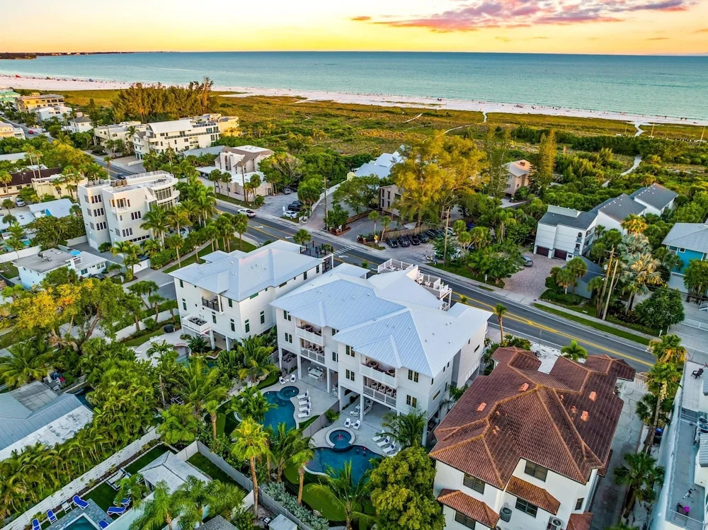 The 19th Hole in Siesta Key